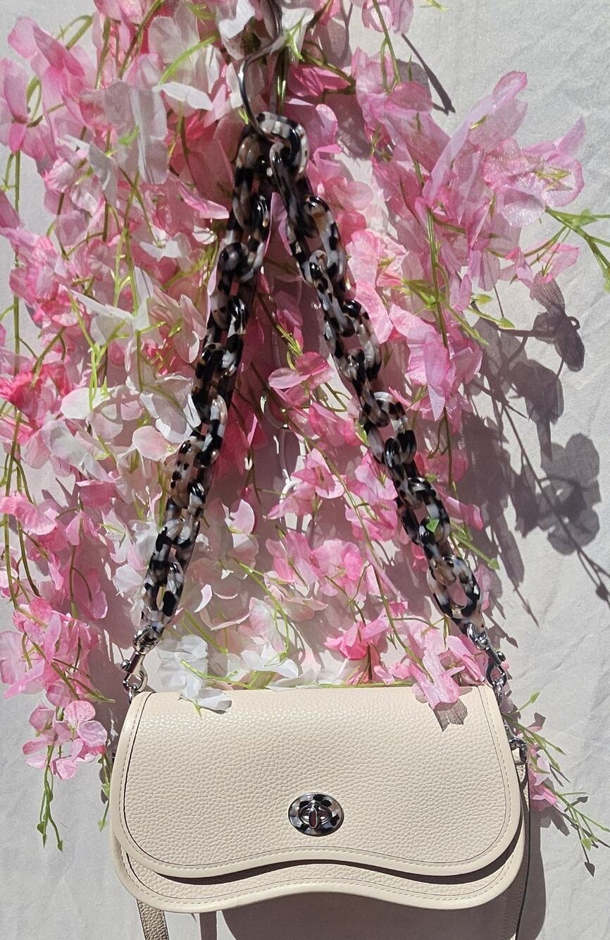 Coach Coachtopia Wavy Dinky Cream Leather Crossbody Bag Tortoise Chain